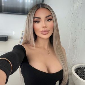 Meet your Posher, Alyssa